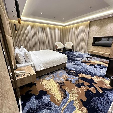 Xyz Hotel Qurtoba Ar Riyad Esterno foto