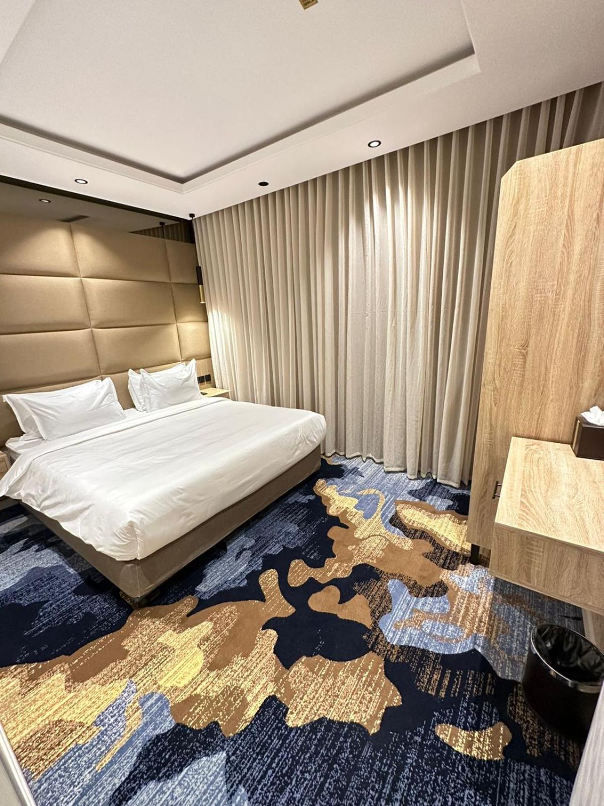 Xyz Hotel Qurtoba Ar Riyad Esterno foto
