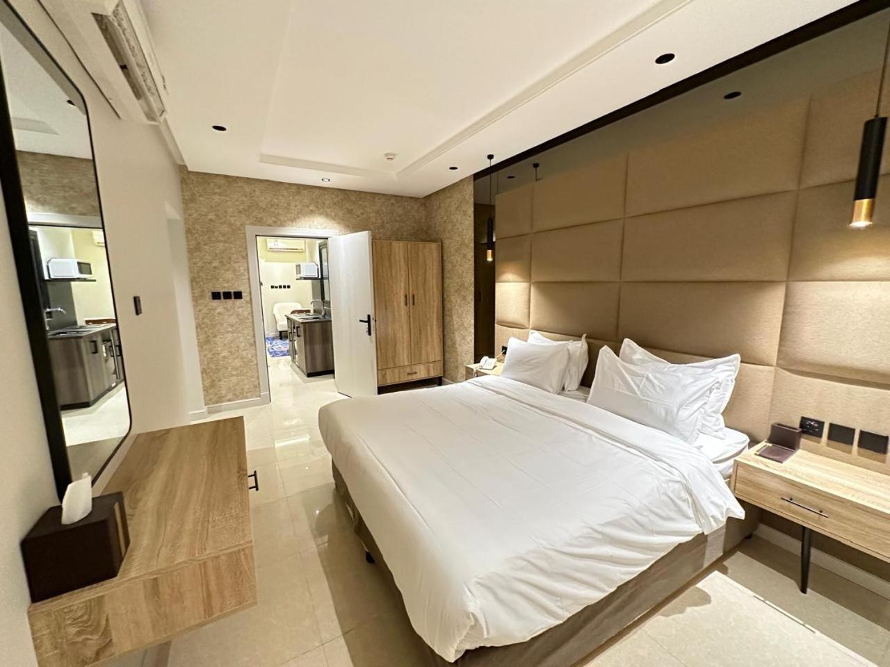 Xyz Hotel Qurtoba Ar Riyad Esterno foto